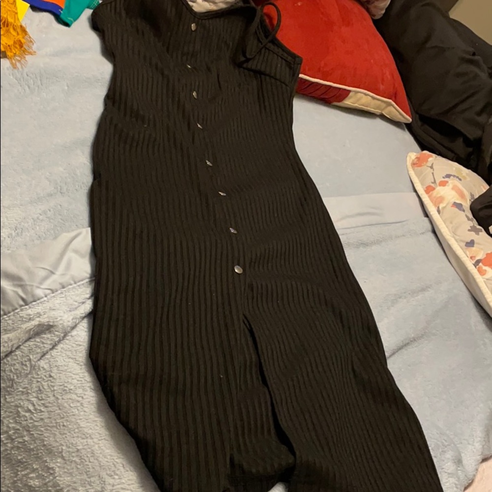 Dress - Picture 4 of 4